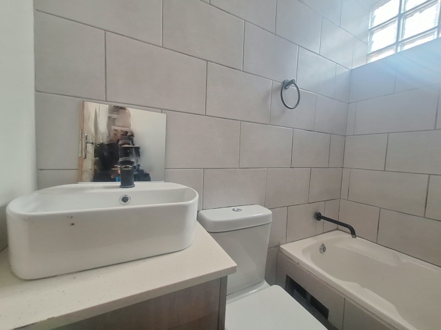 2 Bedroom Property for Sale in Kosmos North West